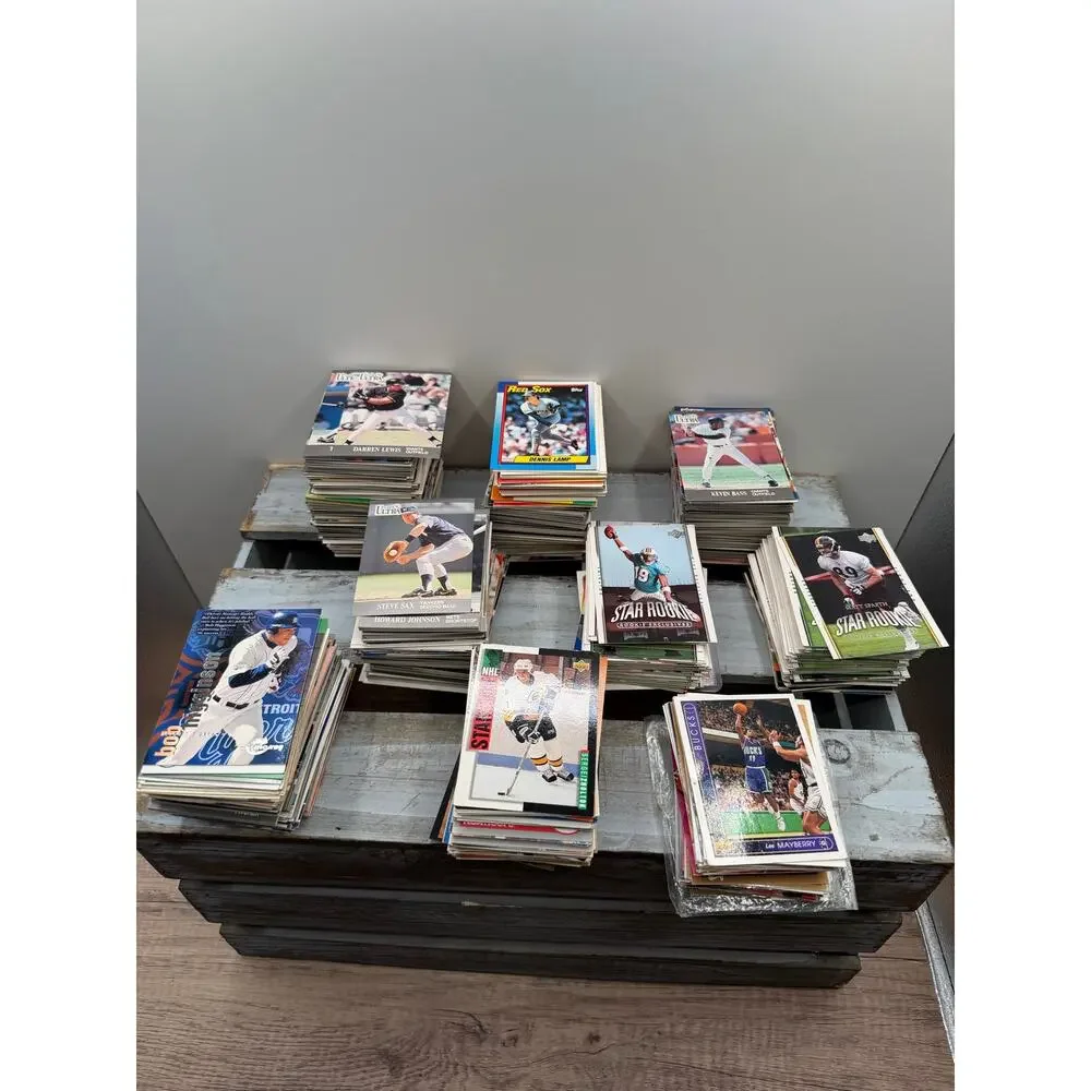 Huge Sport Trading Card Lot-Baseball Football Hockey Basketball Topps Upper Deck